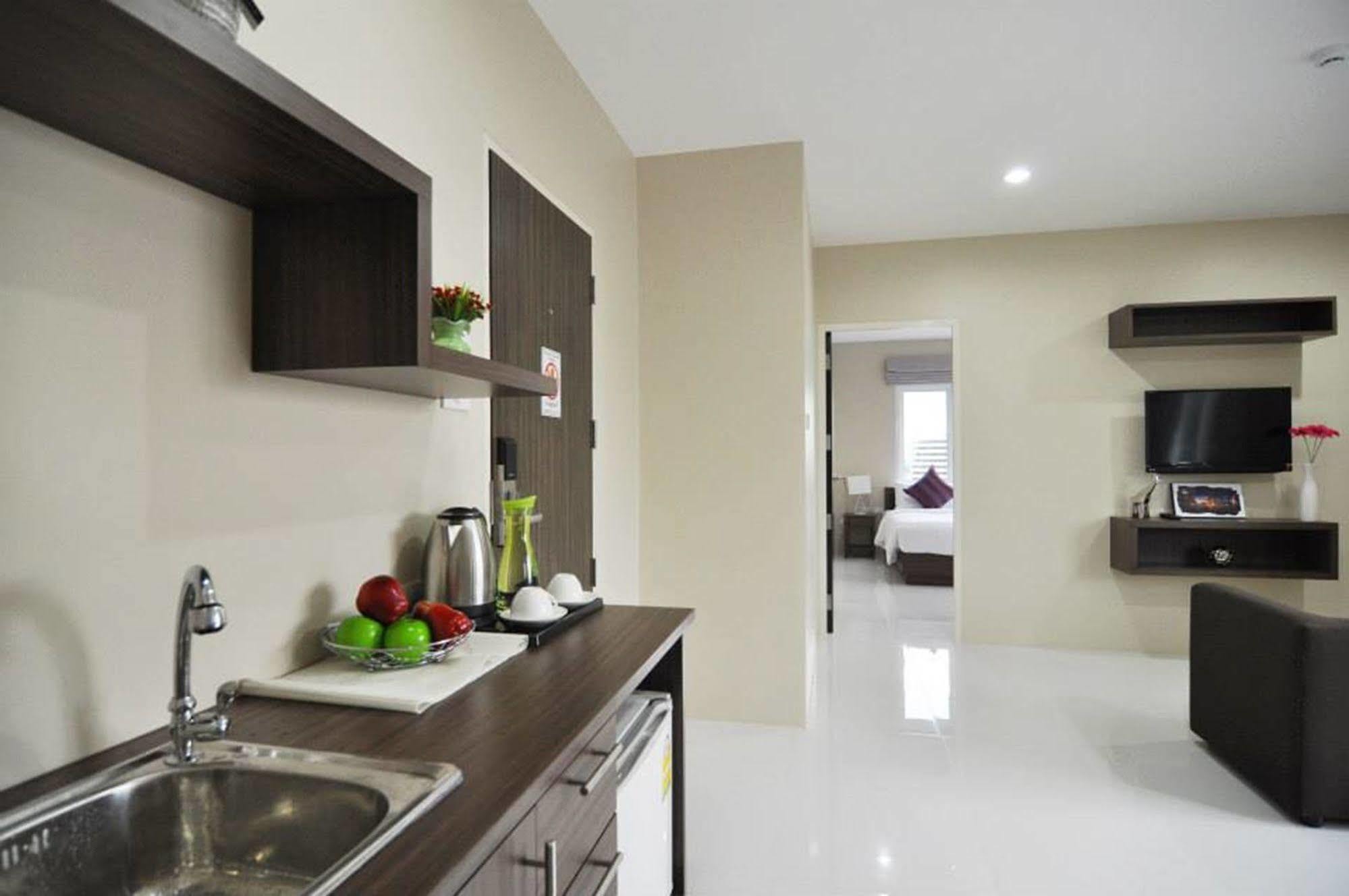 Khao Rang Place Phuket Eksteriør billede