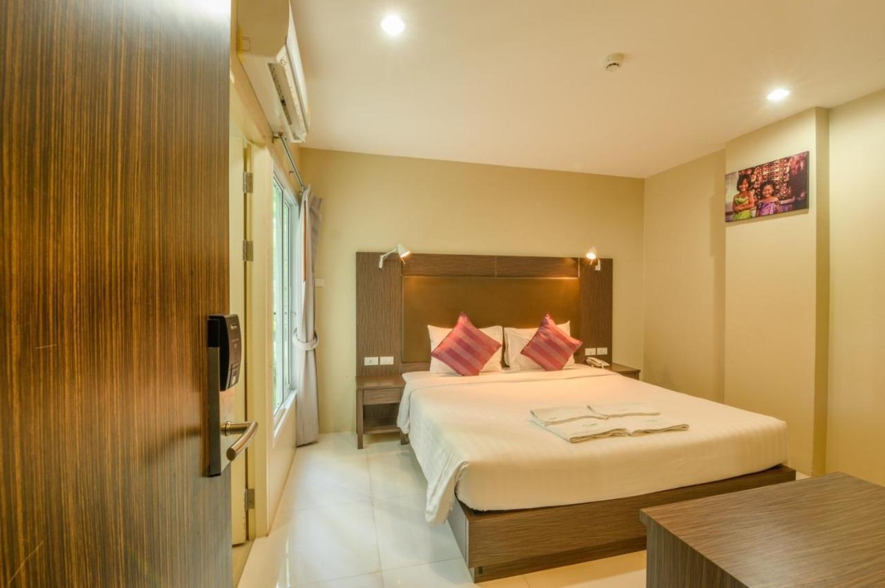 Khao Rang Place Phuket Eksteriør billede